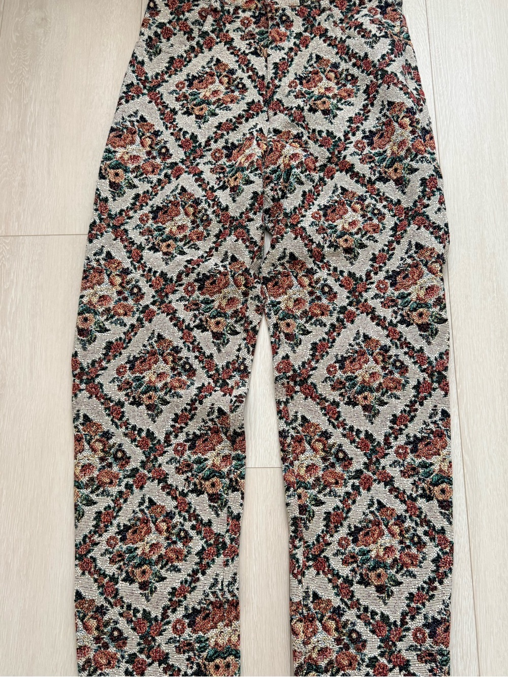 Tanner Fletcher Straight-Leg Floral Tile Print Pants in Cream - Picture 7 of 13